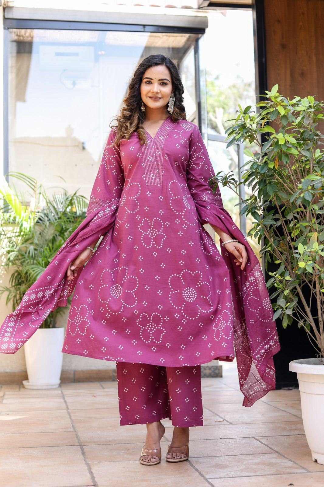 Indolady A-Line Printed Suit Set – Elegant & Comfortable!