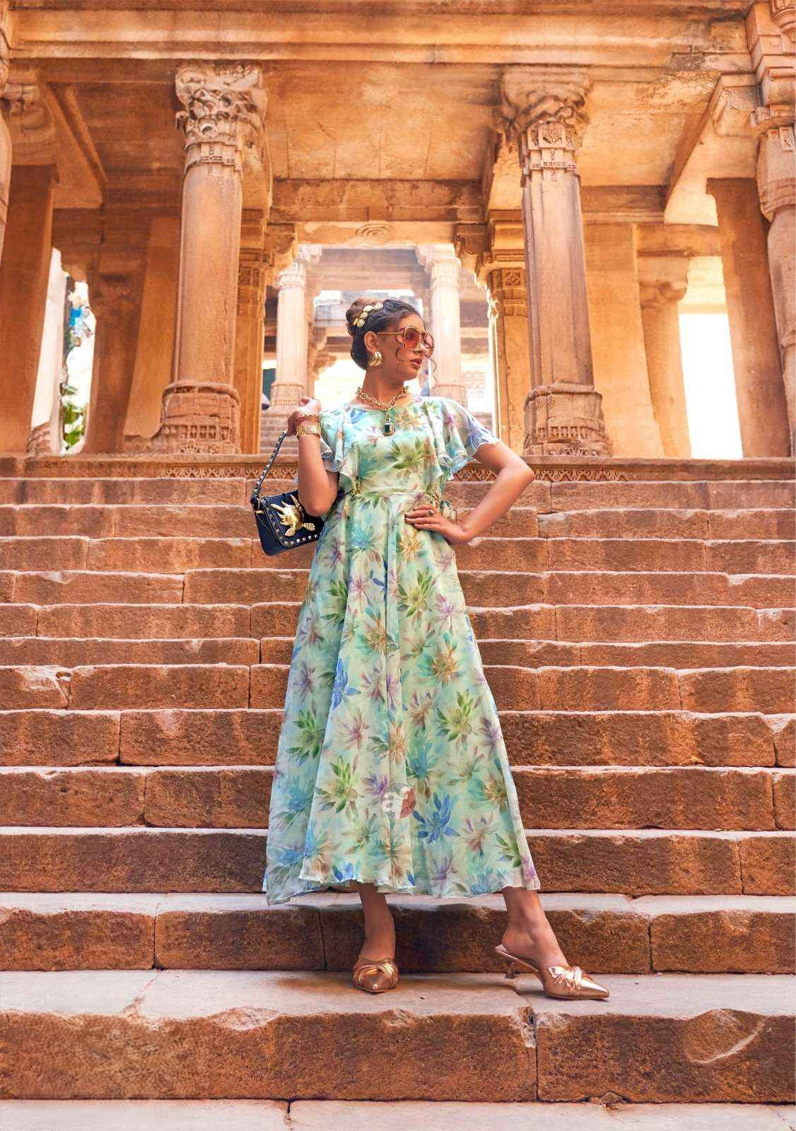 Charm Viscose-Gown